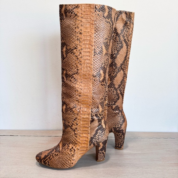 Zara Brown Snakeskin Leather Knee High Heeled Boots‎ Made in Spain Size 38 EU - Picture 1 of 11
